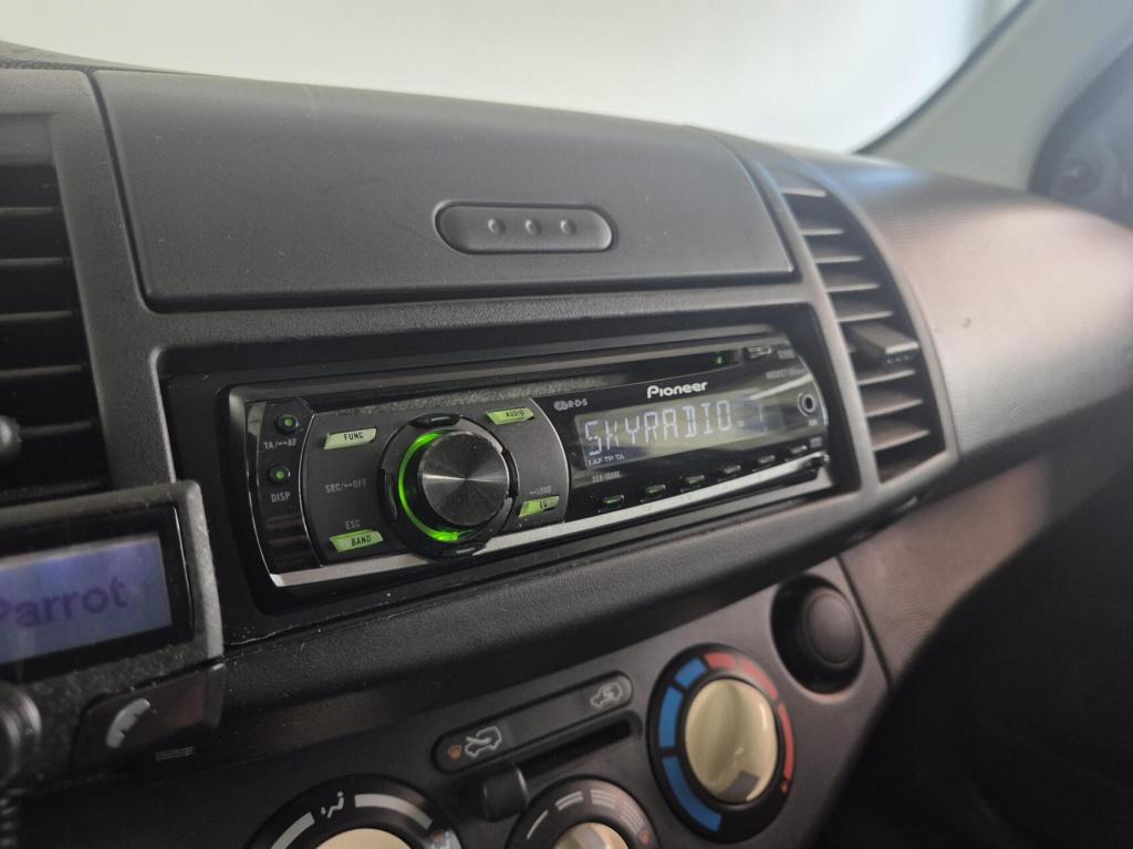 Nissan Micra 1.2 acenta / airco / 5-deurs