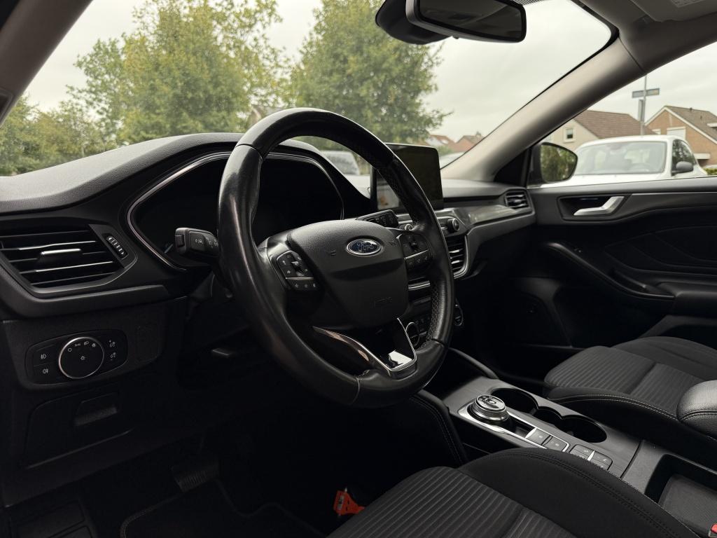 Ford Focus wagon 1.0 ecoboost titanium business - veel opties! -