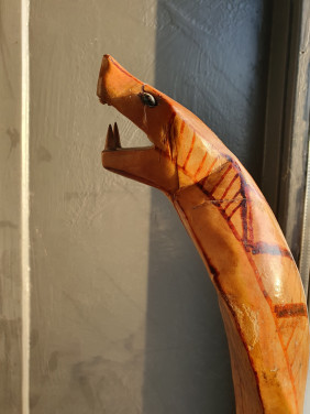 Heel grote mooie houten vintage cobra slang, voor buiten of binnen...