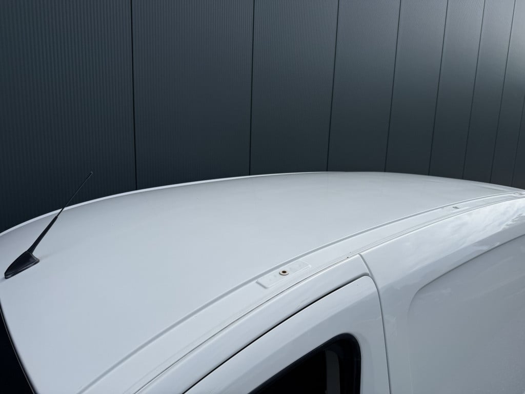 Peugeot Partner 120 1.6 bluehdi 75 l1 premium pack 3-zitter