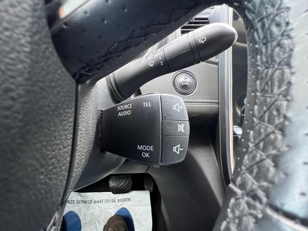 Renault Scenic 1.3 tce automaat, initiale paris, leer, trekhaak, camera 360