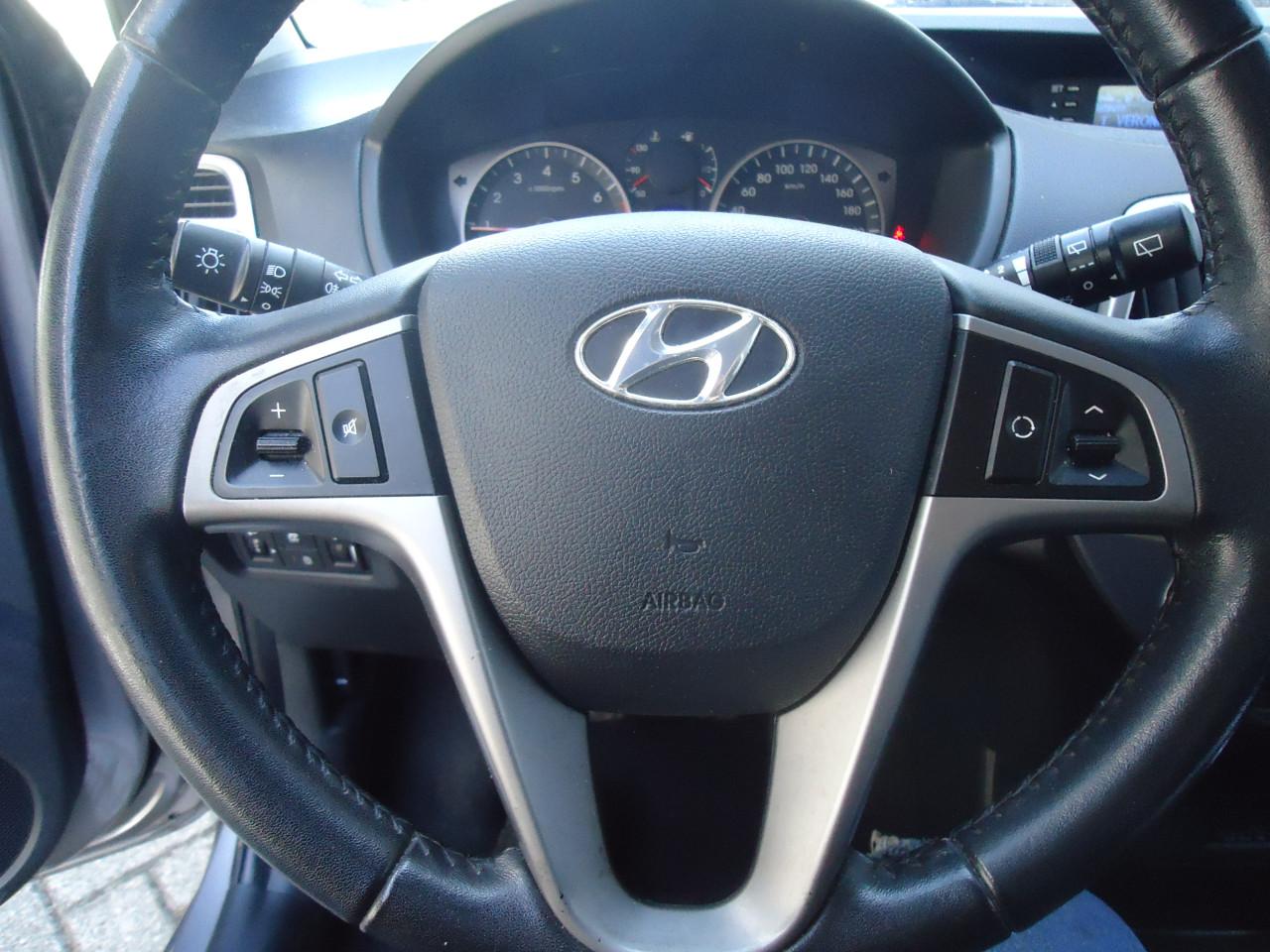 HYUNDAI I20 5DRS MOTION