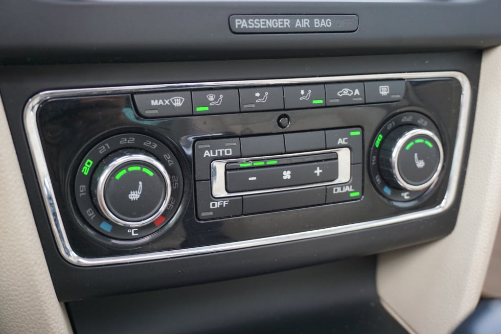 Skoda Superb combi 3.6 fsi elegance 4x4 business line automaat - climate / 