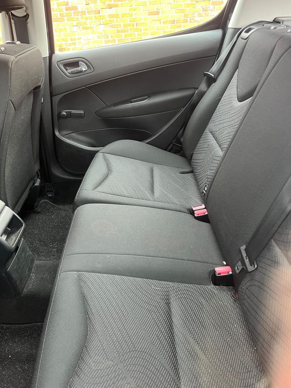 Peugeot 308 hatchback (mei 2008)