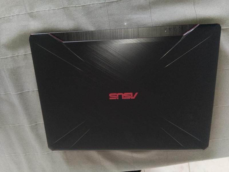 Asus Tuf Gaming Laptop-i7-W11-SSD-werk16giga-1240 gigabyte HDD-Goede Accu