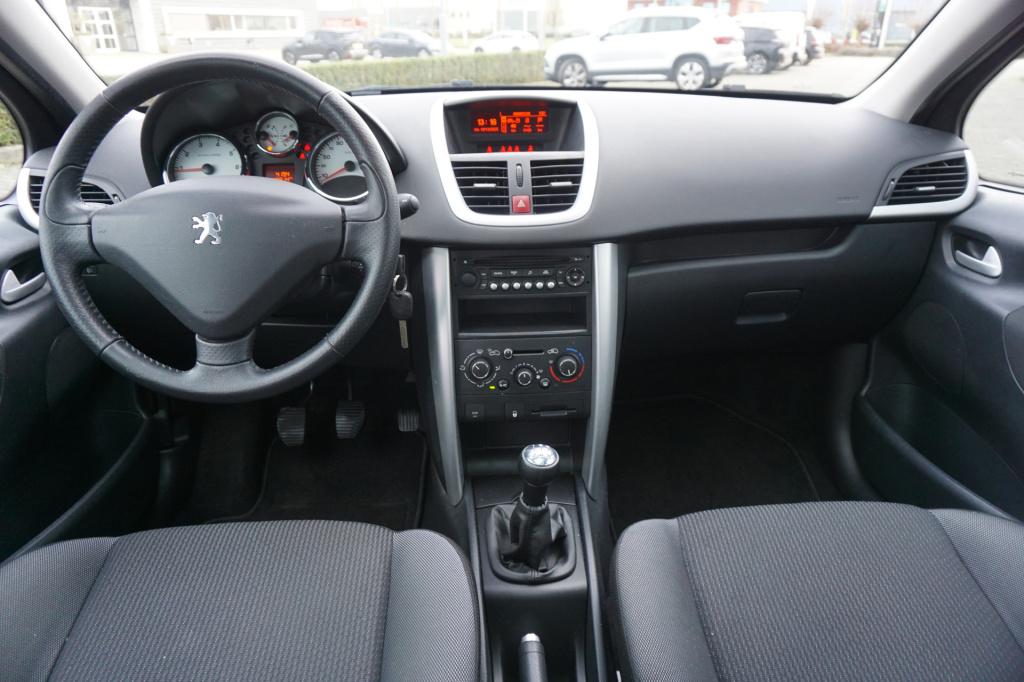 Peugeot 207 sw 1.4 vti active airco / panoramadak / mistlampen