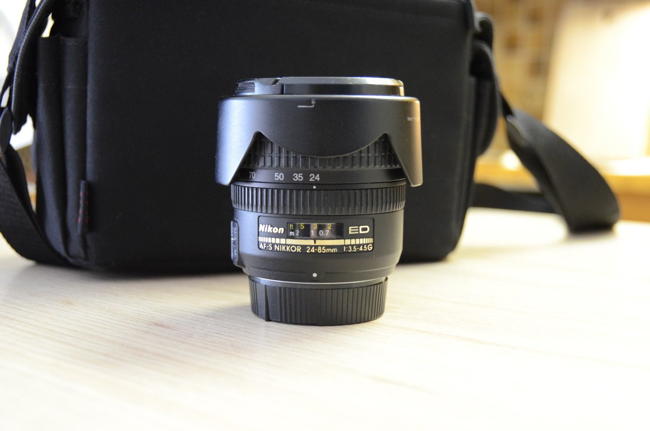Nikon AF-S Nikkor 24-85mm F/3.5-4.5