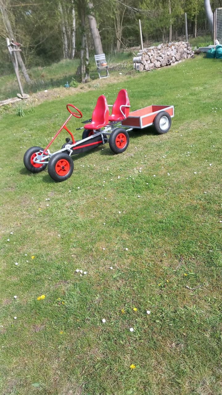 Skelter met aanhanger