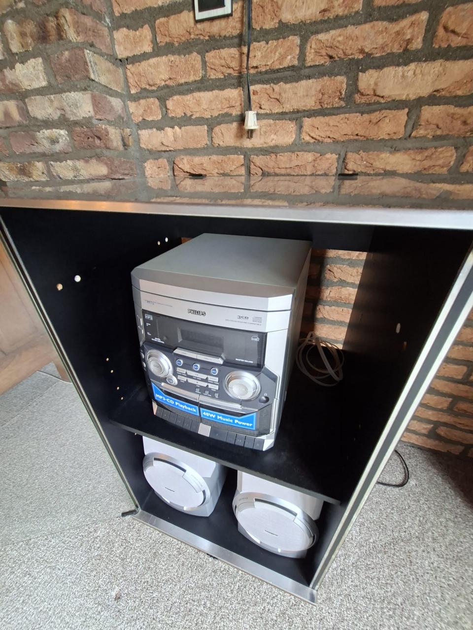 Radio met speaker