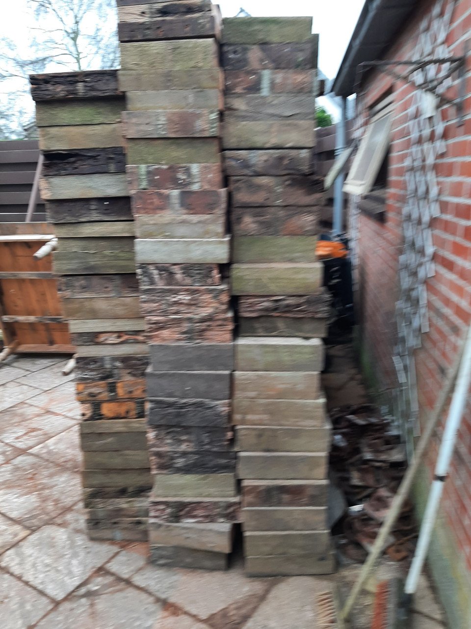 Haardhout