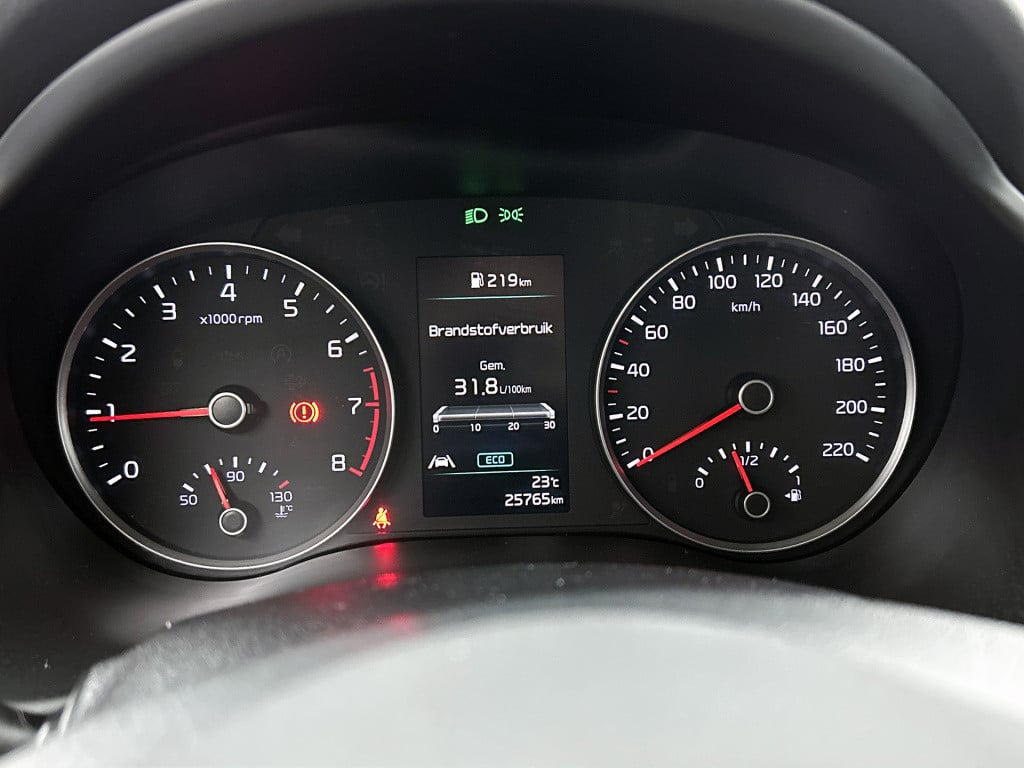 Kia Stonic 1.0 t-gdi mhev dynamicline | navigatie | trekhaak | climate cont