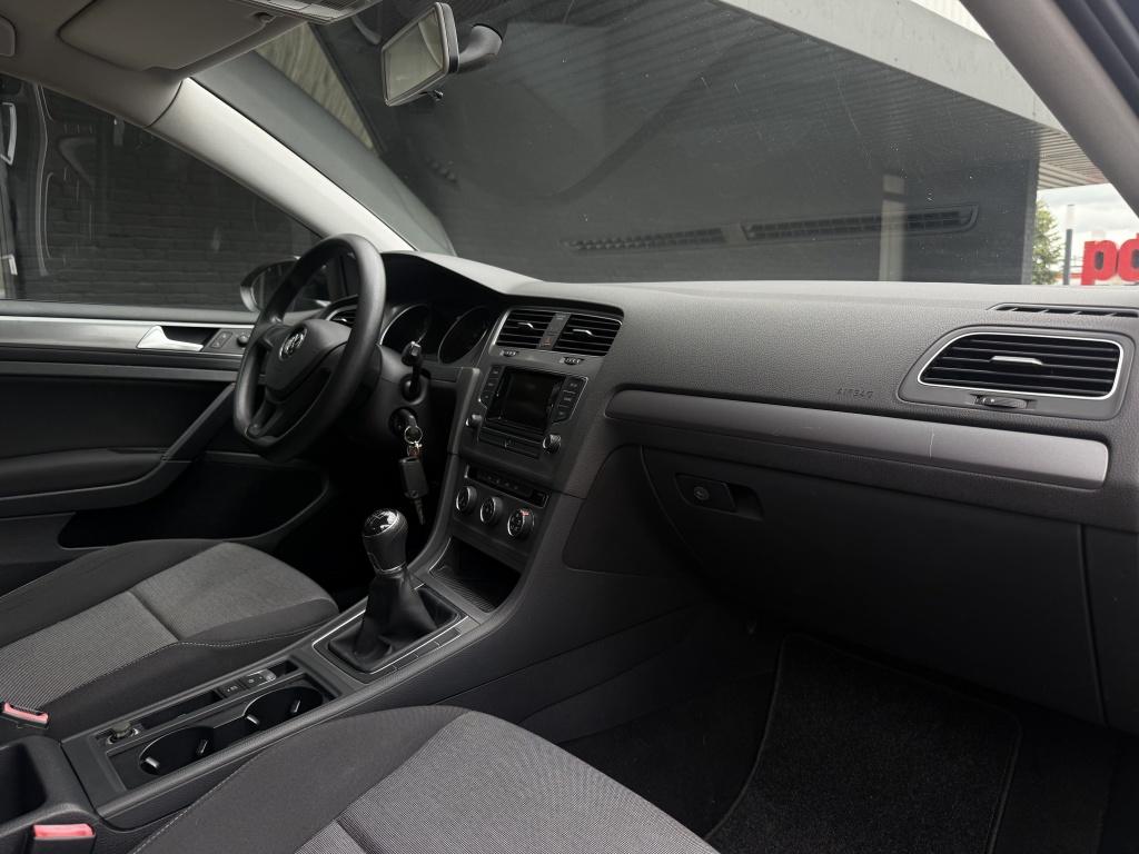 Volkswagen Golf 1.2 tsi easyline - goed onderhouden -