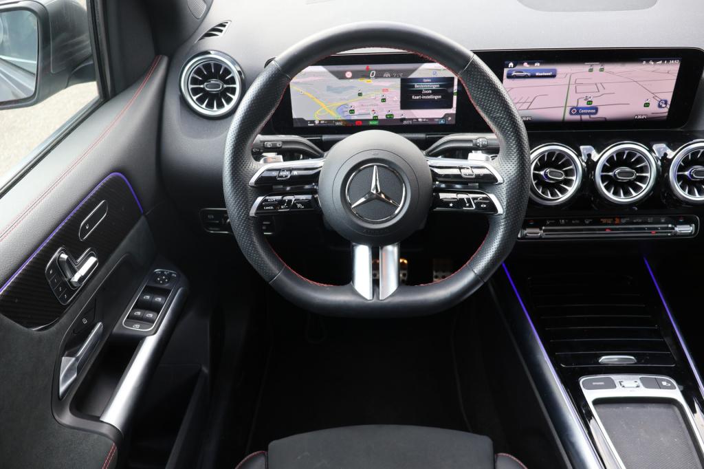 Mercedes-Benz B-Klasse 250 e amg line l panoramadak l 360 camera i head-up 