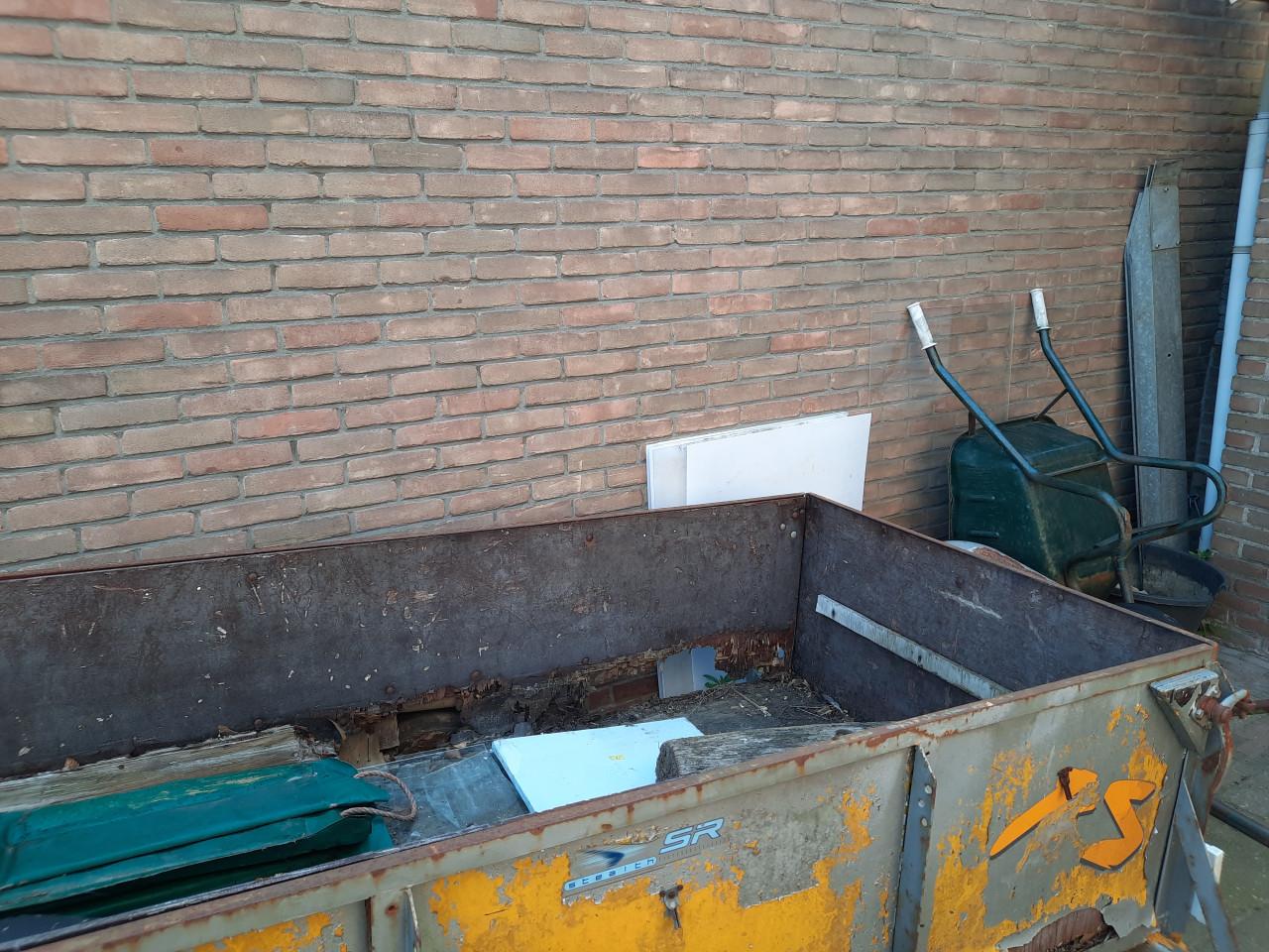 Aanhangwagen aanhanger kar opknapper Alko geremd bagagewagen