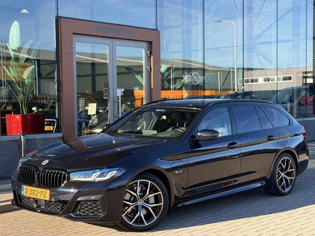 BMW 5 Serie touring 530e xdrive m-sport | soh 95% | acc | elek. trekhaak | 