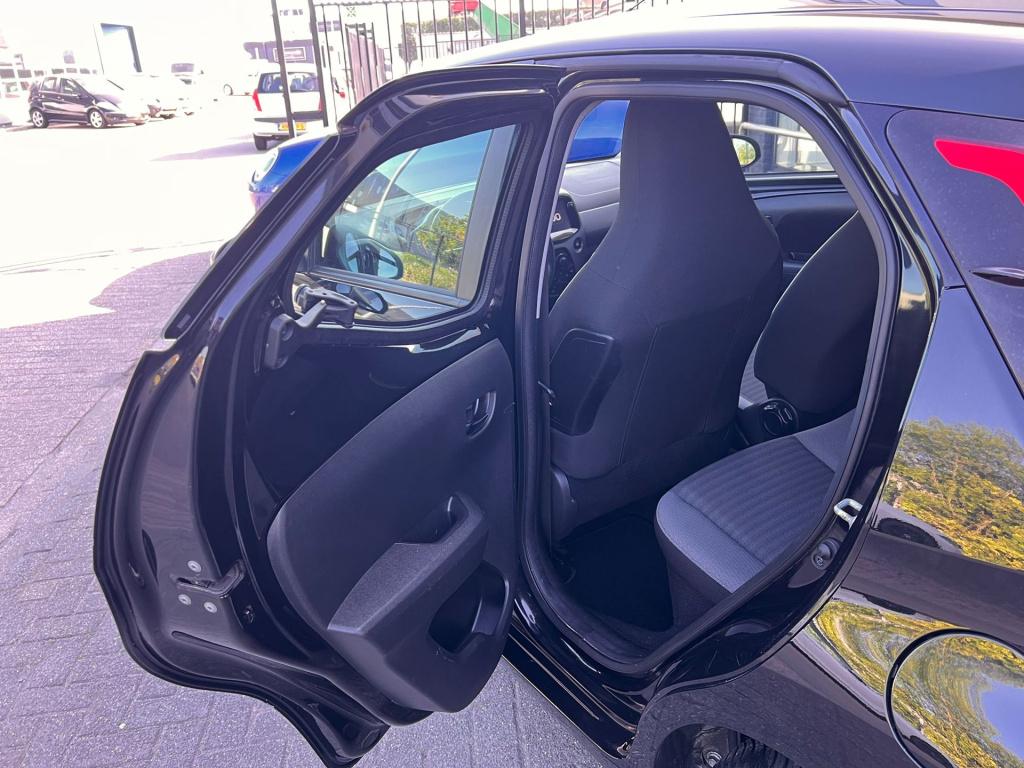 Toyota Aygo 1.0 vvt-i x-play