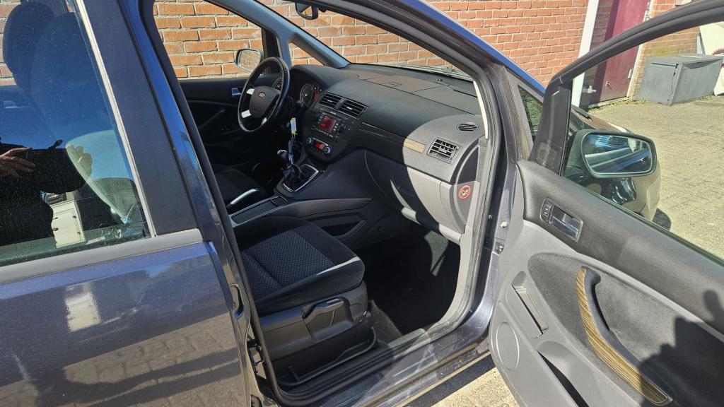 Ford C-max 1.6-16v ghia