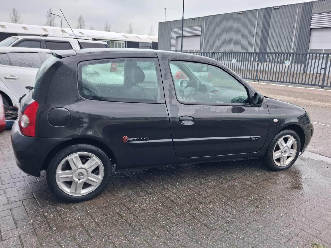 Renault clio 1.2 16v