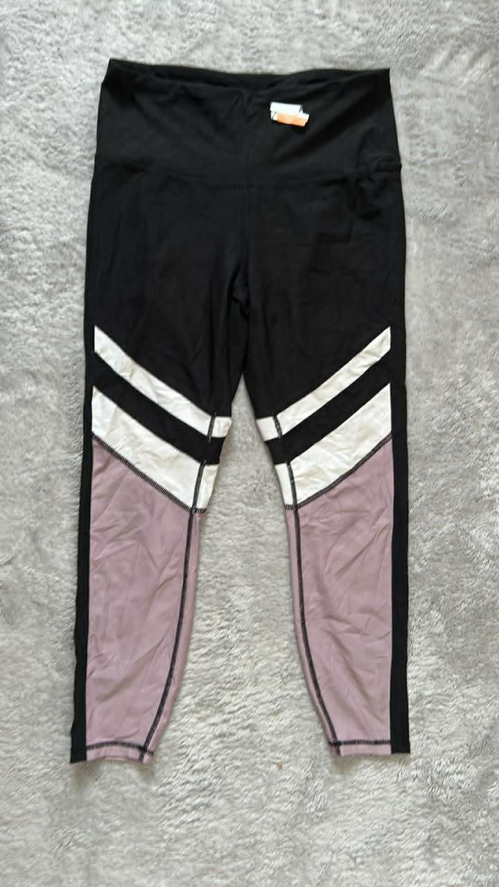 50 stuks REEBOK VROUWENMIX Kleding Koopje