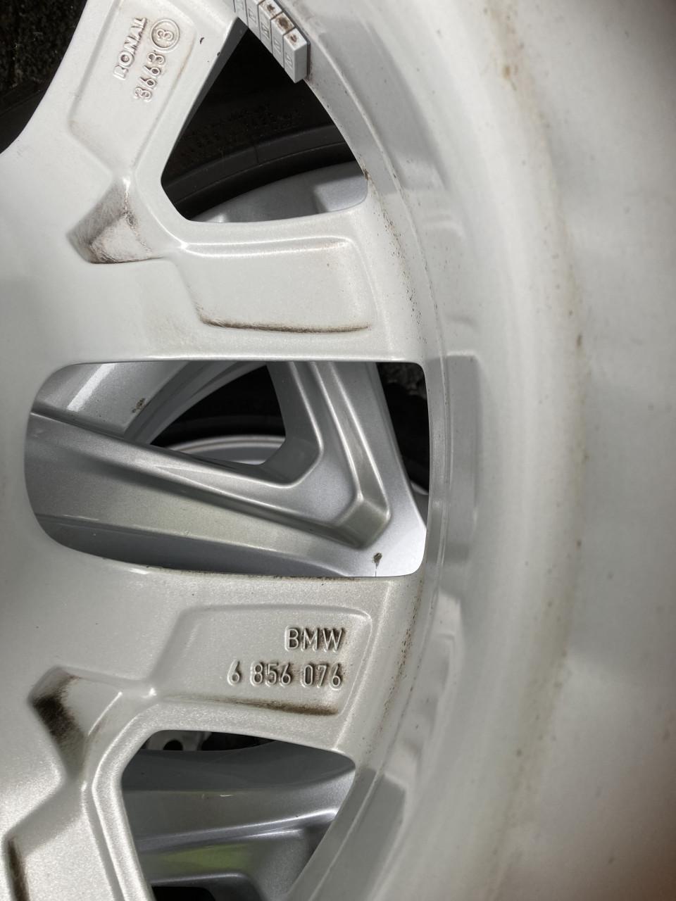 4 Winterbanden met velgen 205/60/R17 BMW X1