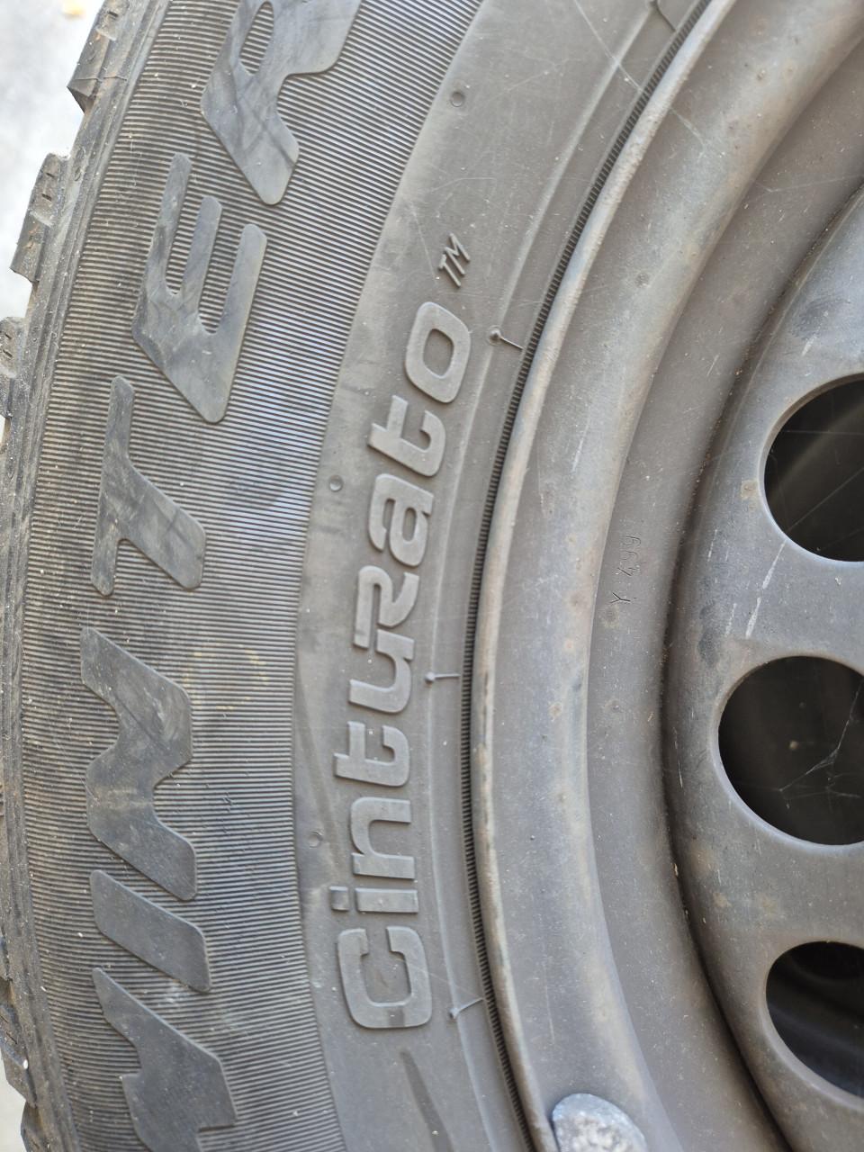 Stalen velg met winterband (4x) voor Skoda Octavia Station 1Z, 195/65R15