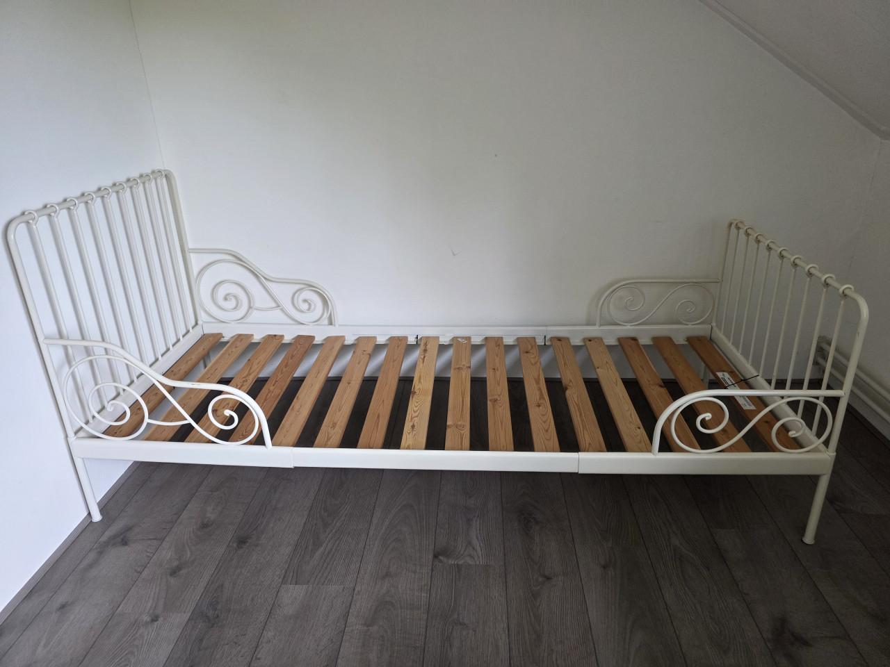 Meegroei bed