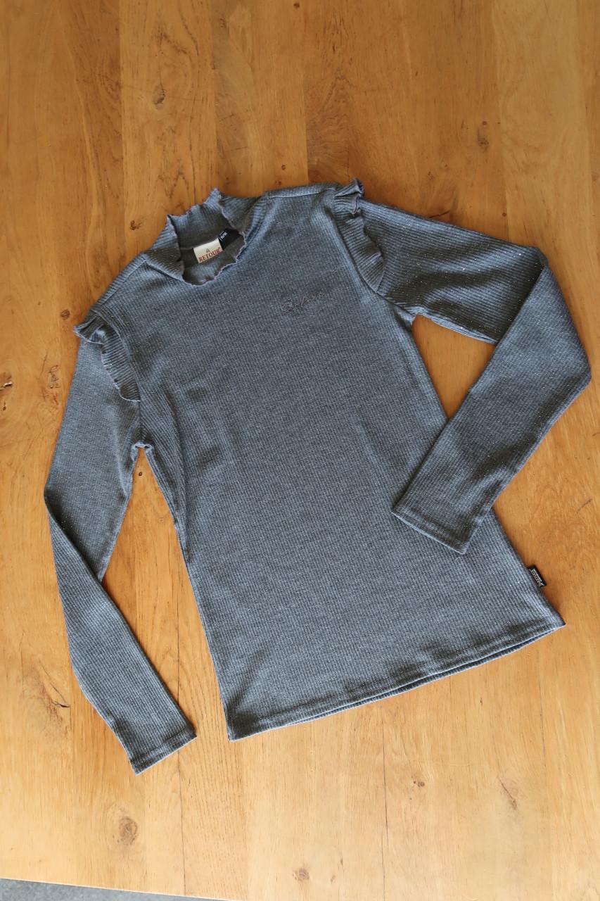 Meisjes/dames kleding, korte broekjes, truitjes en sportshirt. maat 170/XS