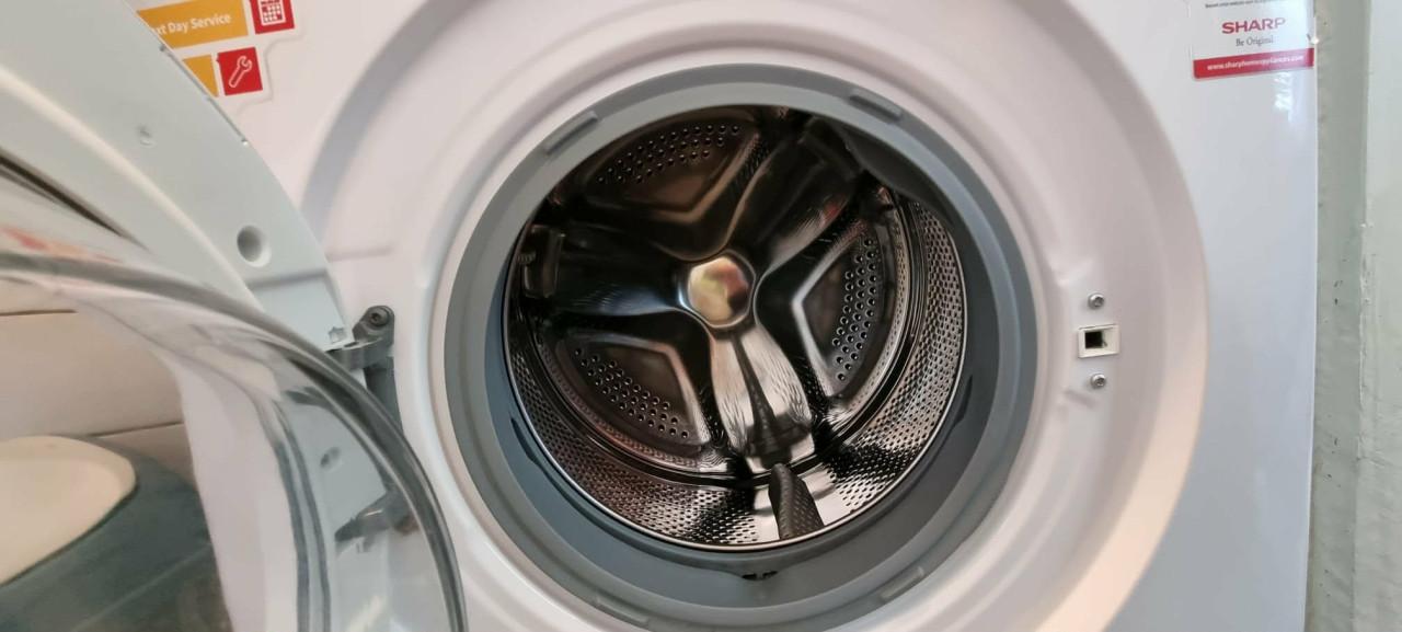 Sharp wasmachine 8 kg A+++ in prima staat