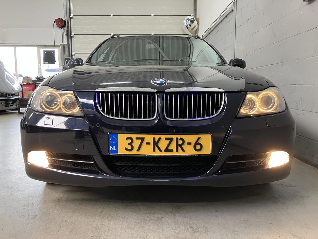 BMW 330d touring