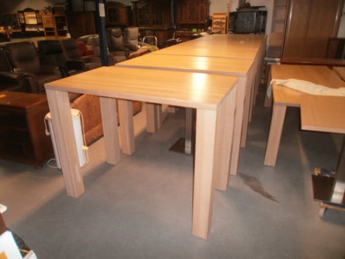 Massief gebleekt eiken hoge tafel 140 x 80 cm hoog 111cm in zeer goede staa