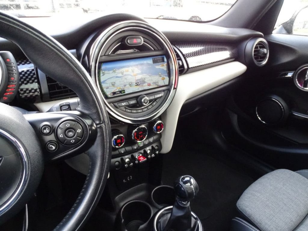 Mini Cooper mini 2.0 chili pano | led | navi | bluetooth