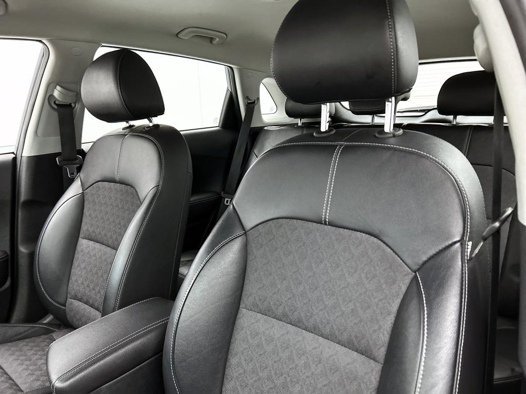 Kia Niro 1.6 gdi phev dynamicplusline | trekhaak | automaat | half-leder |