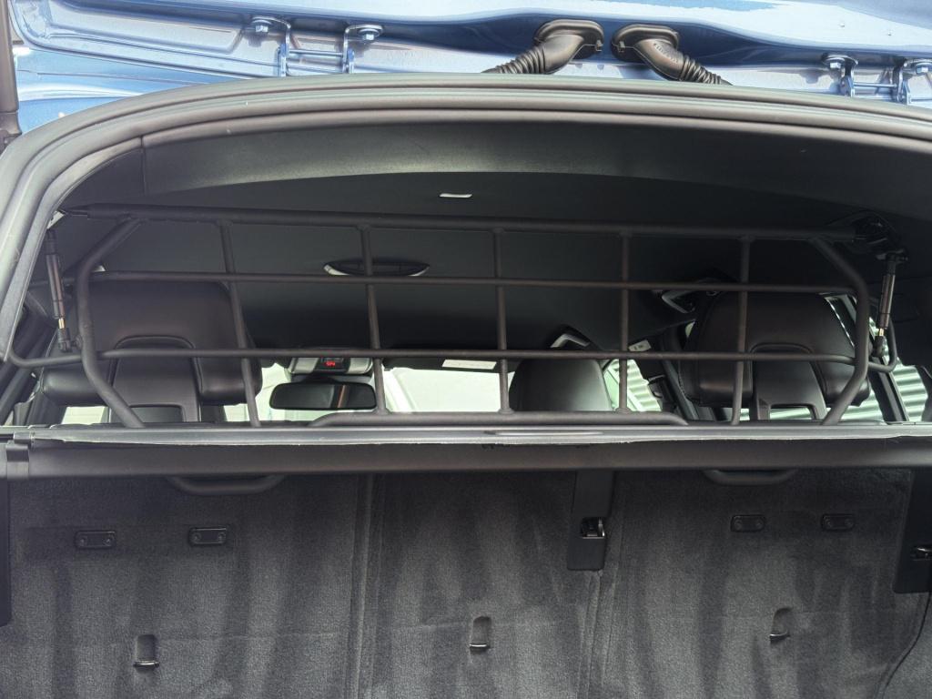 Volvo V60 1.6 t3 r-design nl-auto, automaat incl. trekhaak afneembaar!