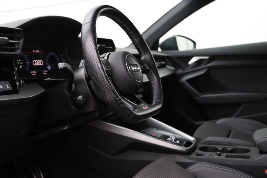 Audi A3 sportback 40 tfsi e s edition 204pk s-tronic