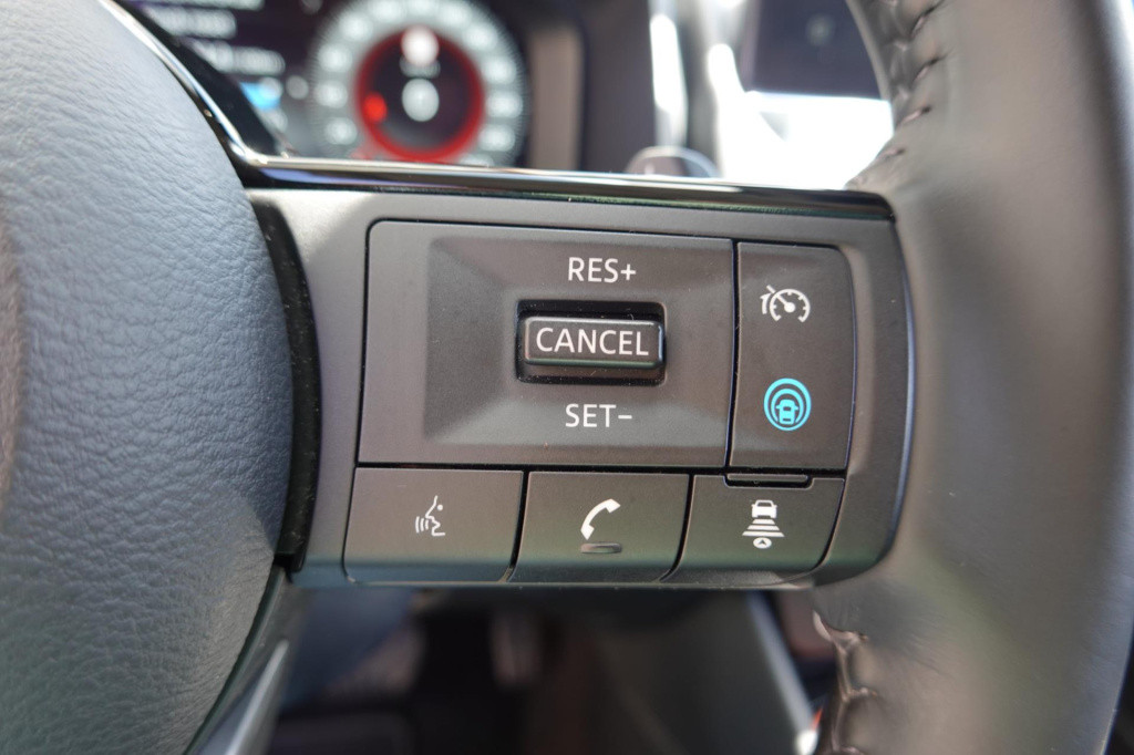 Nissan Qashqai 1.3 mhev 158-pk xtronic n-connecta
