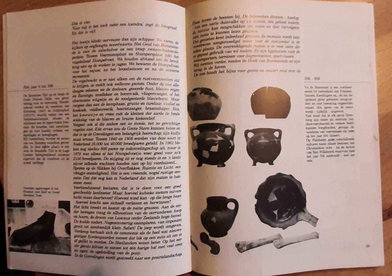 Zeeland ~ land tussen zeeën, door Andreas Oosthoek en Wim Riemens