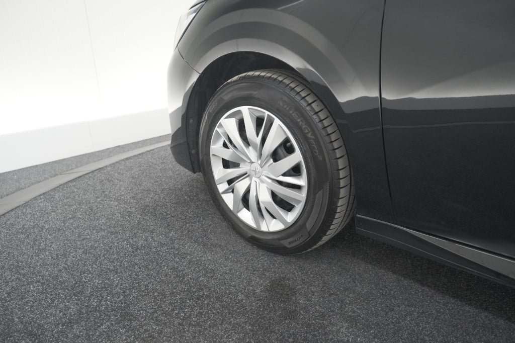 Peugeot 208 puretech 75 active | apple carplay | cruise control | airco