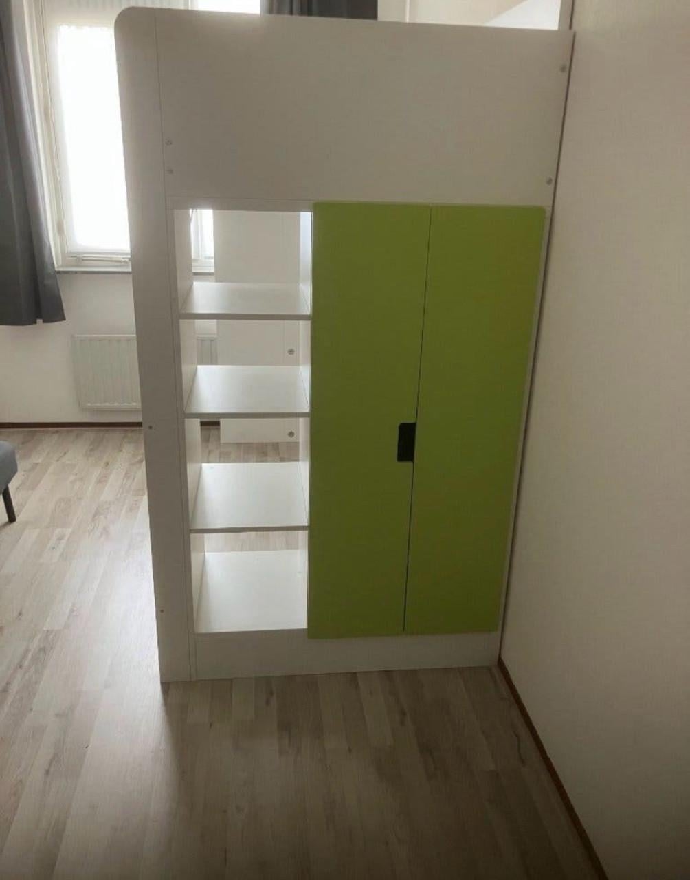 Hoogslaper met kast