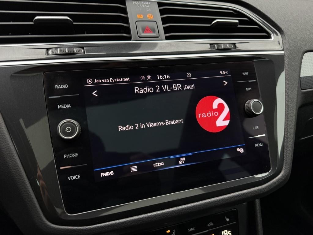 Volkswagen Tiguan 1.5 tsi life - zeer goed uitgerust - dealeronderhouden -