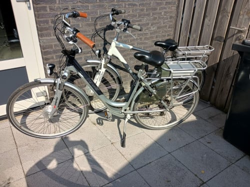 Set electrische fietsen