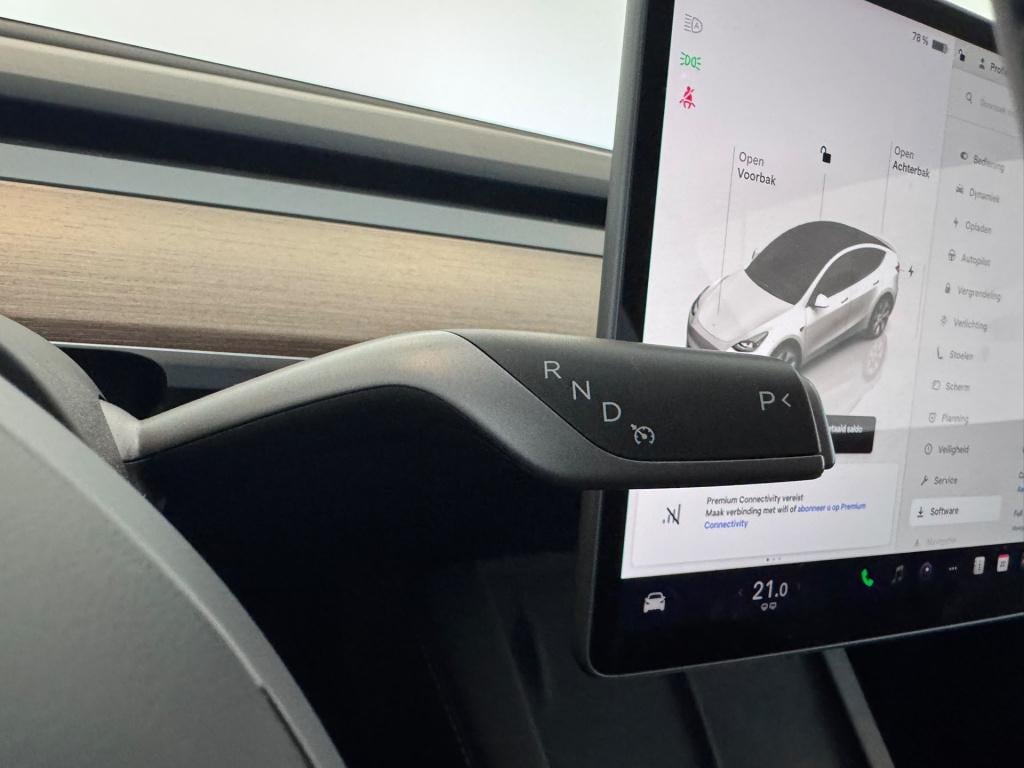 Tesla Model Y long range awd 75 kwh
