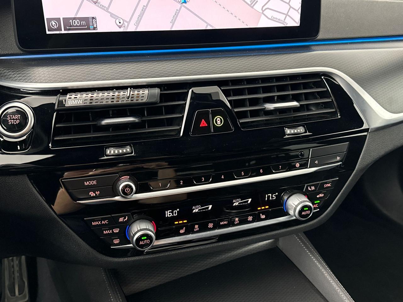 BMW 530e M-Sport - BERNINAGRAU -CARPLAY- 20 INCH - 1E EIGENAAR - DEALER OND