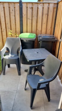 Tuintafel met 5 stoelen