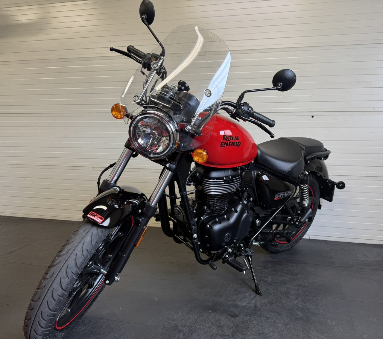 Gave en jonge Royal Enfield Meteor 350 slechts 1300km!