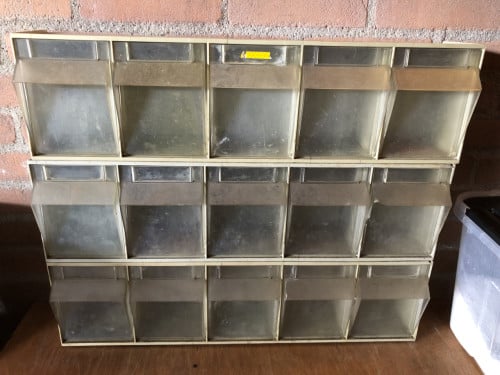3 x Magazijnbakken