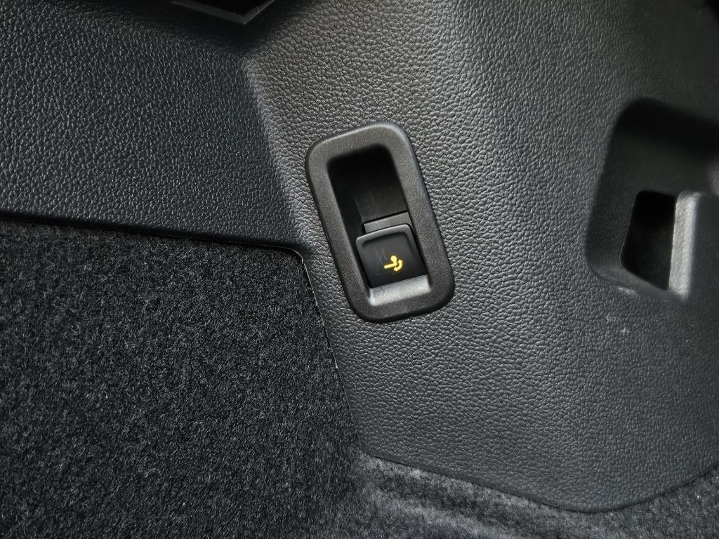 Volkswagen Golf 1.5 etsi r-line business | iq light | h/k | elek. trekhaak 
