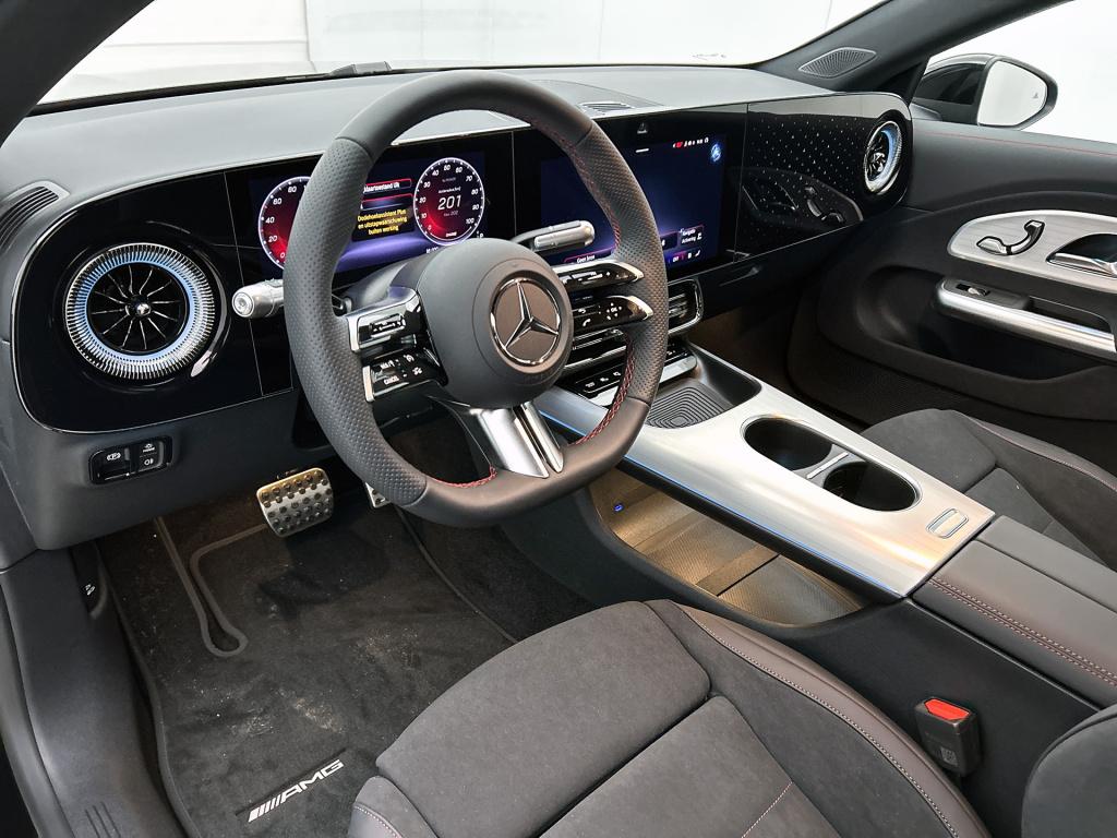 Mercedes-Benz Cla 250+ launch edition 85 kwh trekhaak | adaptieve cruisecon