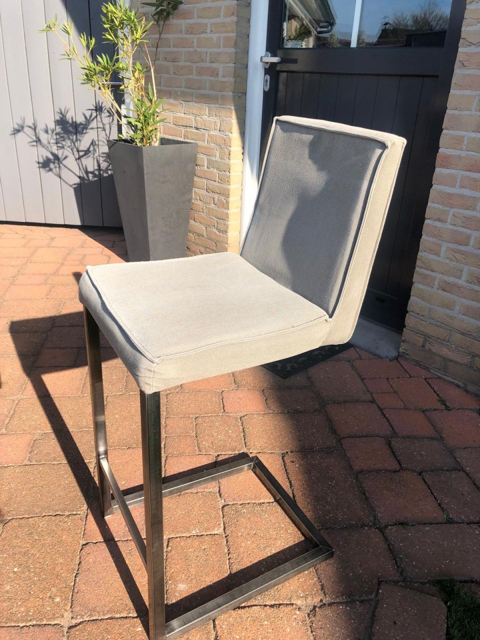 Bartafel met 4 stoelen