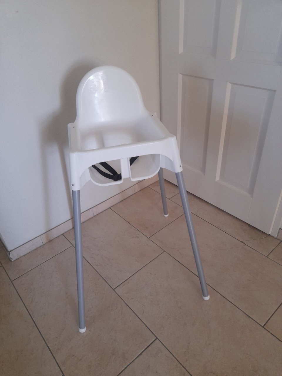 Ikea kinderstoel (in goede nette staat )