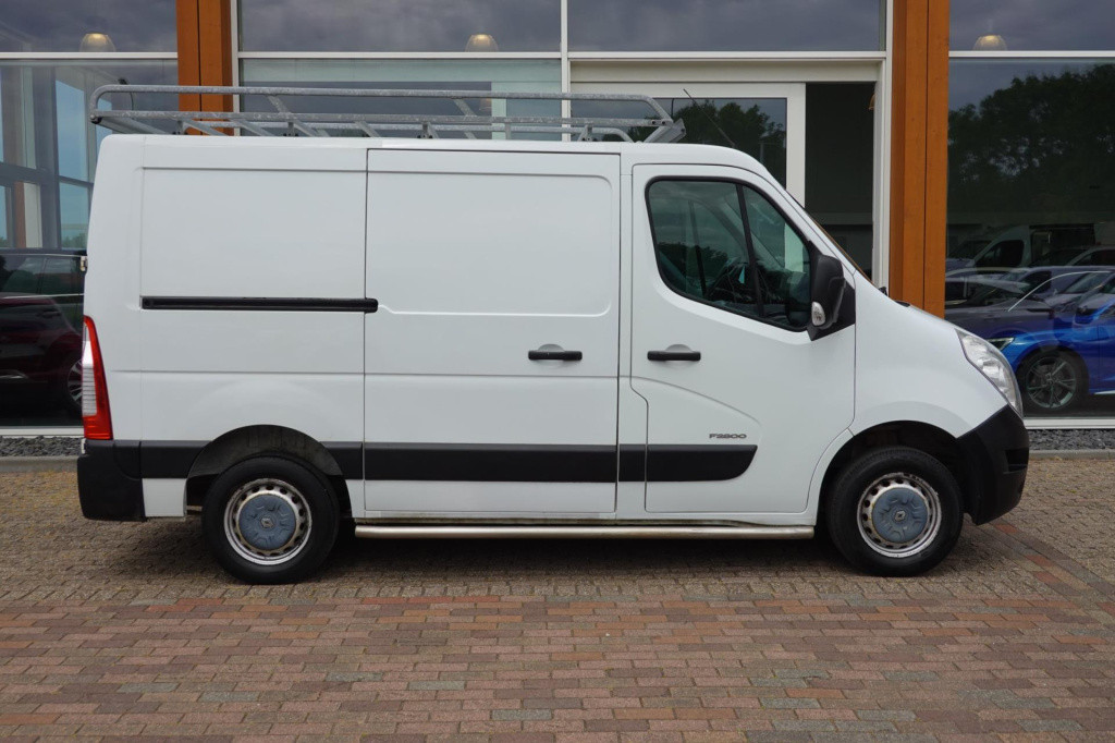 Renault Master t28 2.3 dci l1h2